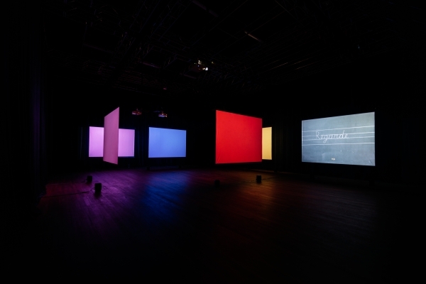 2.A Tongue Called Mother_Six screens Installation view_de_brakke_grond_Folding figures_Eva Giolo_2019_
